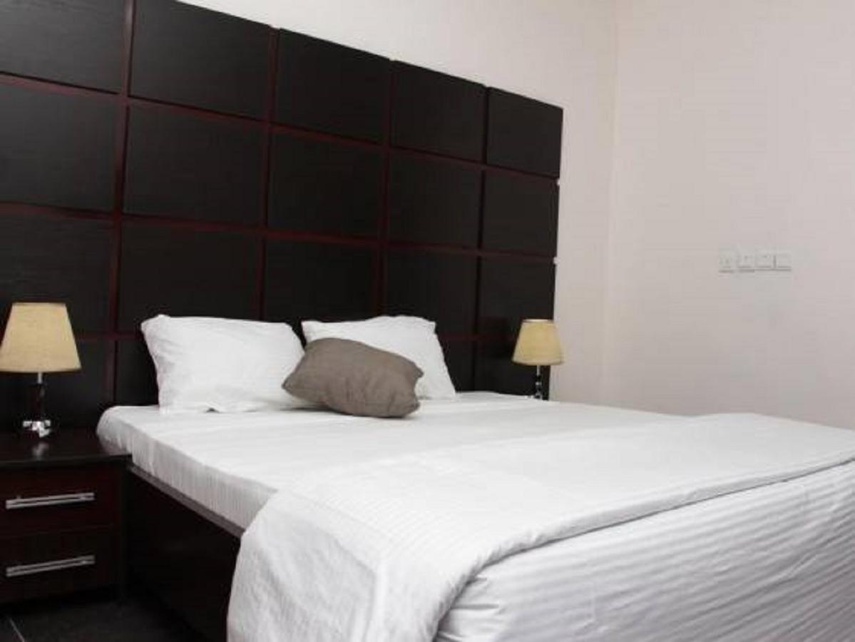 Power Mike Guest House Αμπούζα Εξωτερικό φωτογραφία